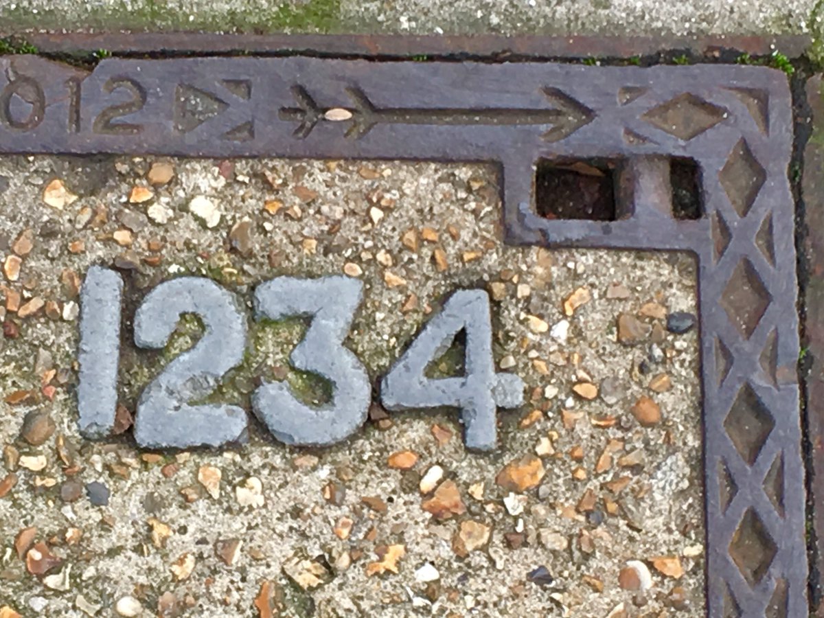 richardprice500's tweet image. Kennington Oval - more typographical treats... 
#StructuredPerambulation 
#London