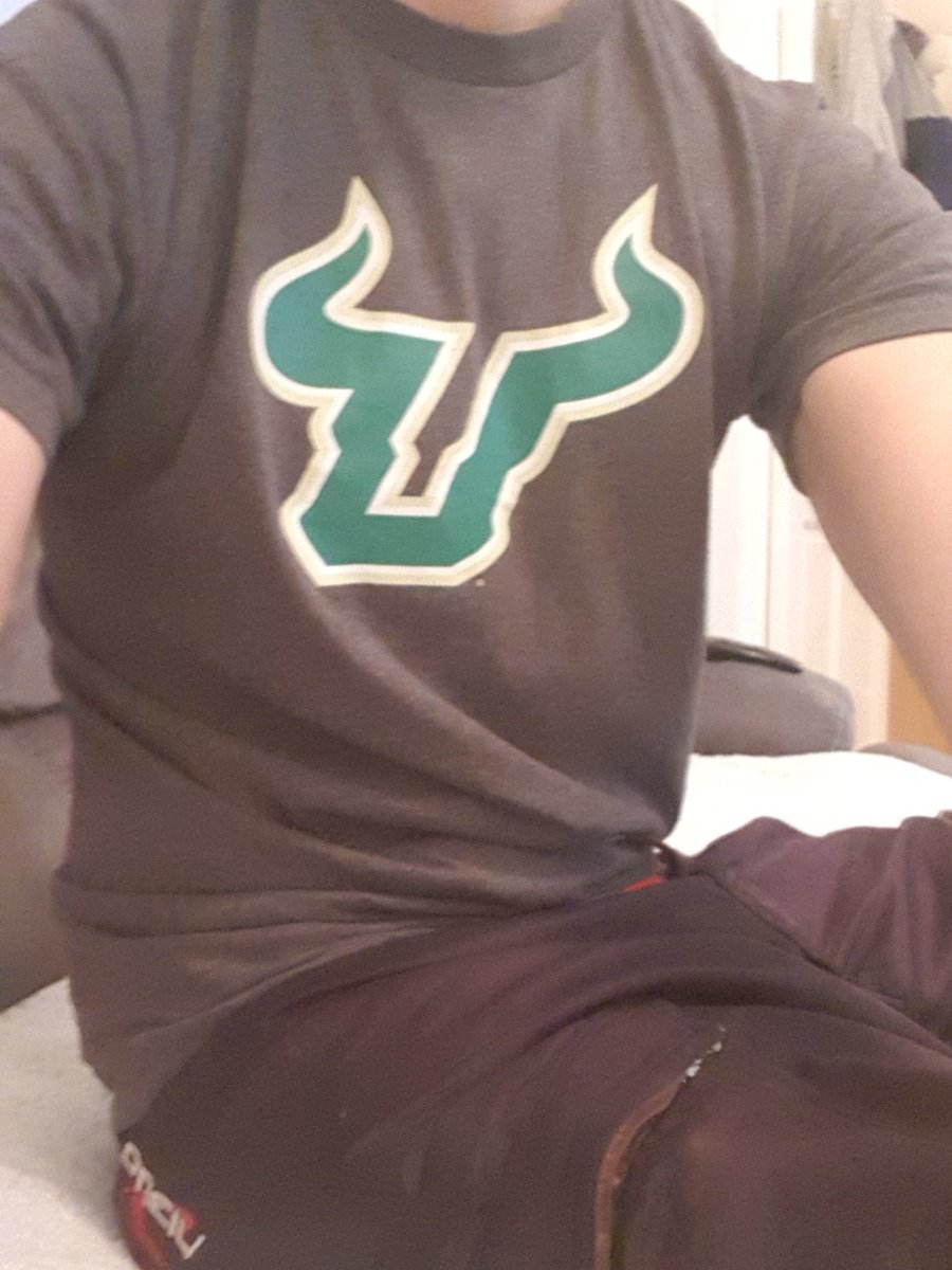 lewvandy's tweet photo. Sporting thy holy game day shorts from 2007 West Virginia, Auburn and of course, 64-12! #GoBulls #BeattheKnats #WarOnI4 #LetQCook https://t.co/kAMN6xGiJm