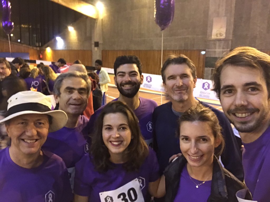 OCousi's tweet photo. Équipe de choc présente à la #NuitDesRelais. #Équipe30 https://t.co/SOqSbBdIpj
