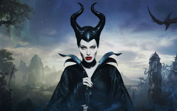 TGShowBlog's tweet photo. For the Black Friday edition of #5fandomfriday, we're sharing 5 heroes who wore black. It's not just for villains! #fandom5 https://t.co/ftoyIMxU9O https://t.co/ZQp09Ce2EH