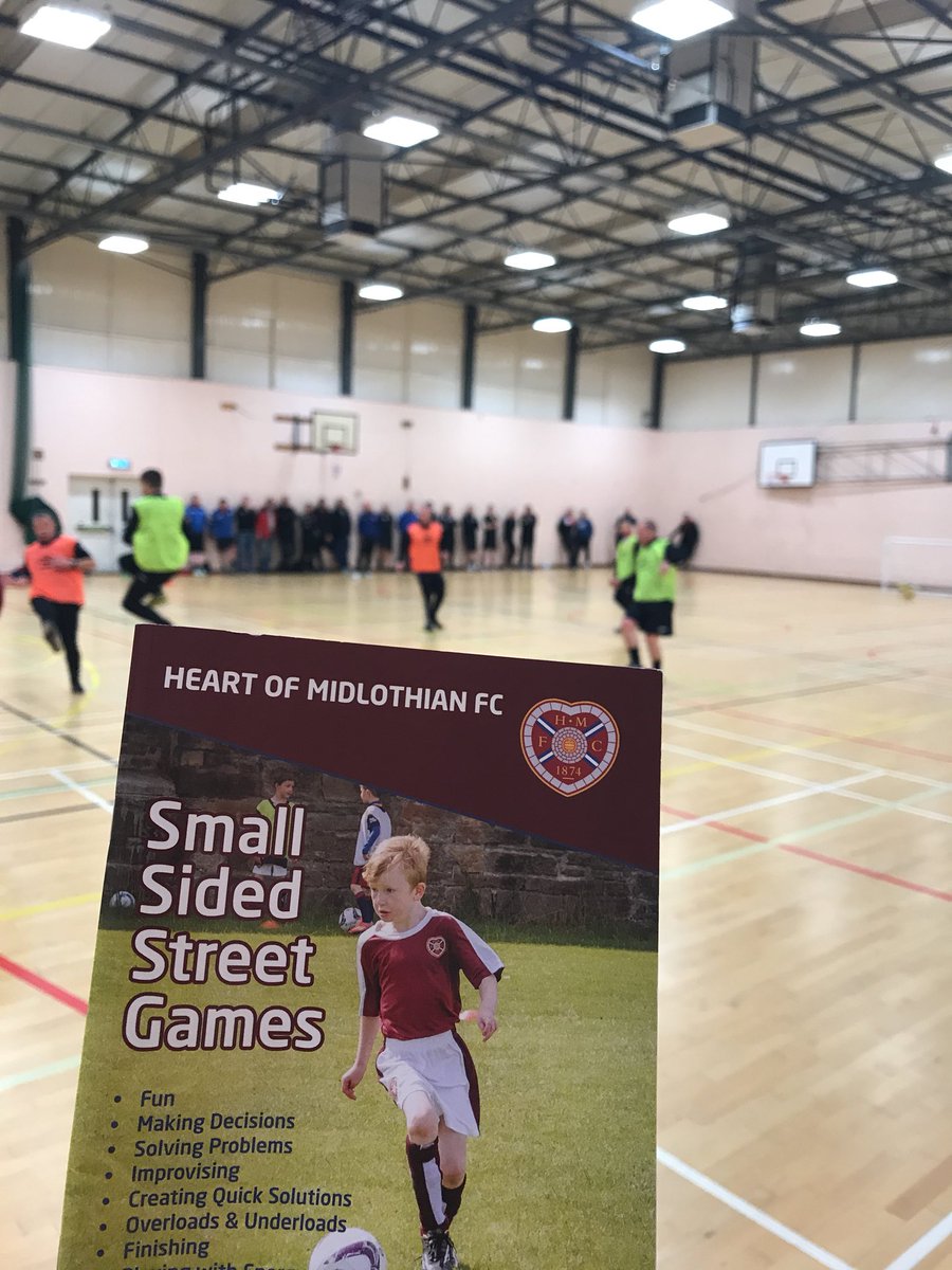 heartscoaching's tweet image. We’re out in Penicuik tonight filming our Street Games in service with @ch4lkster! Around 40 coaches in attendance! Great to see so many eager coaches embracing street football!⚽️ #PlayTheGame