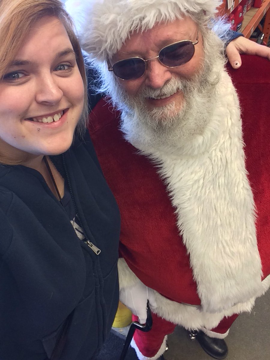 Emme07532949's tweet photo. Black friday at the depot! Come on in! https://t.co/3WR7pe4S4o