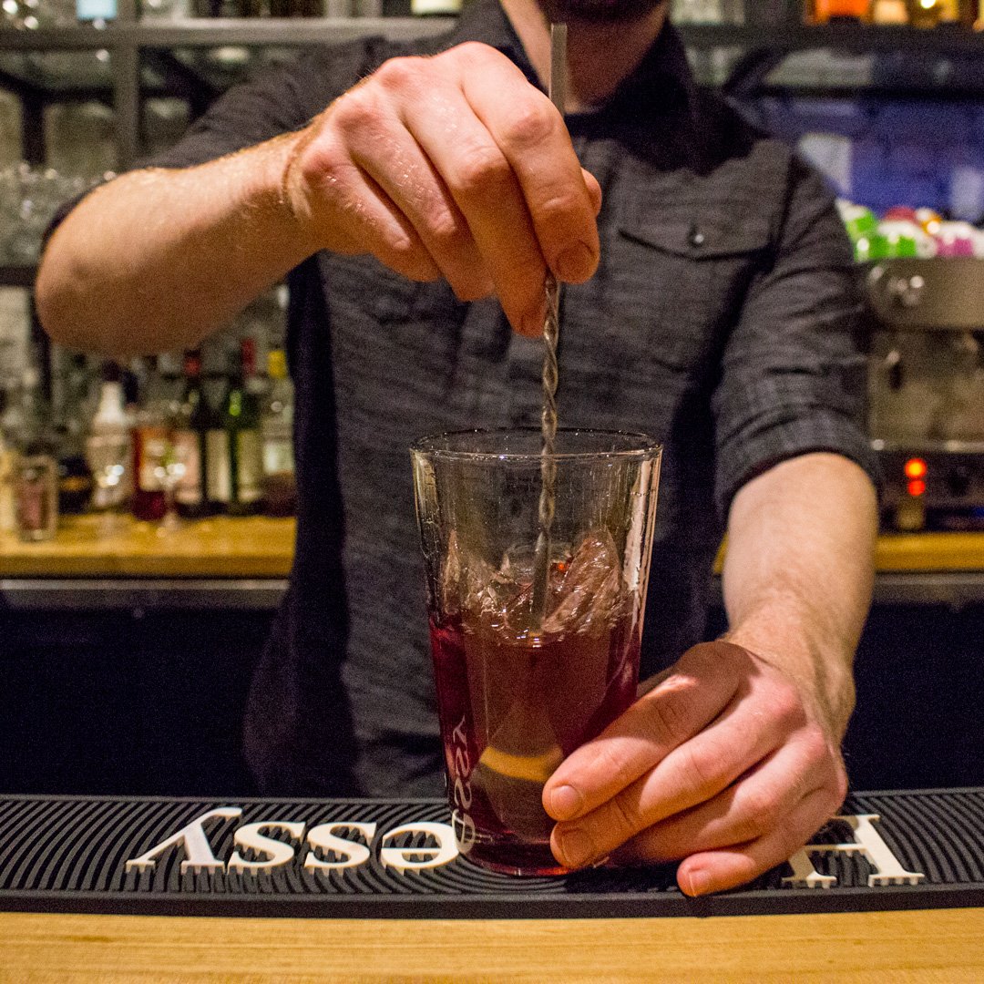 pukkatoronto's tweet photo. Come on in and have a cocktail tonight 🍸 #TGIF #cocktailsto #torontococktail https://t.co/Clc5YWhqOF