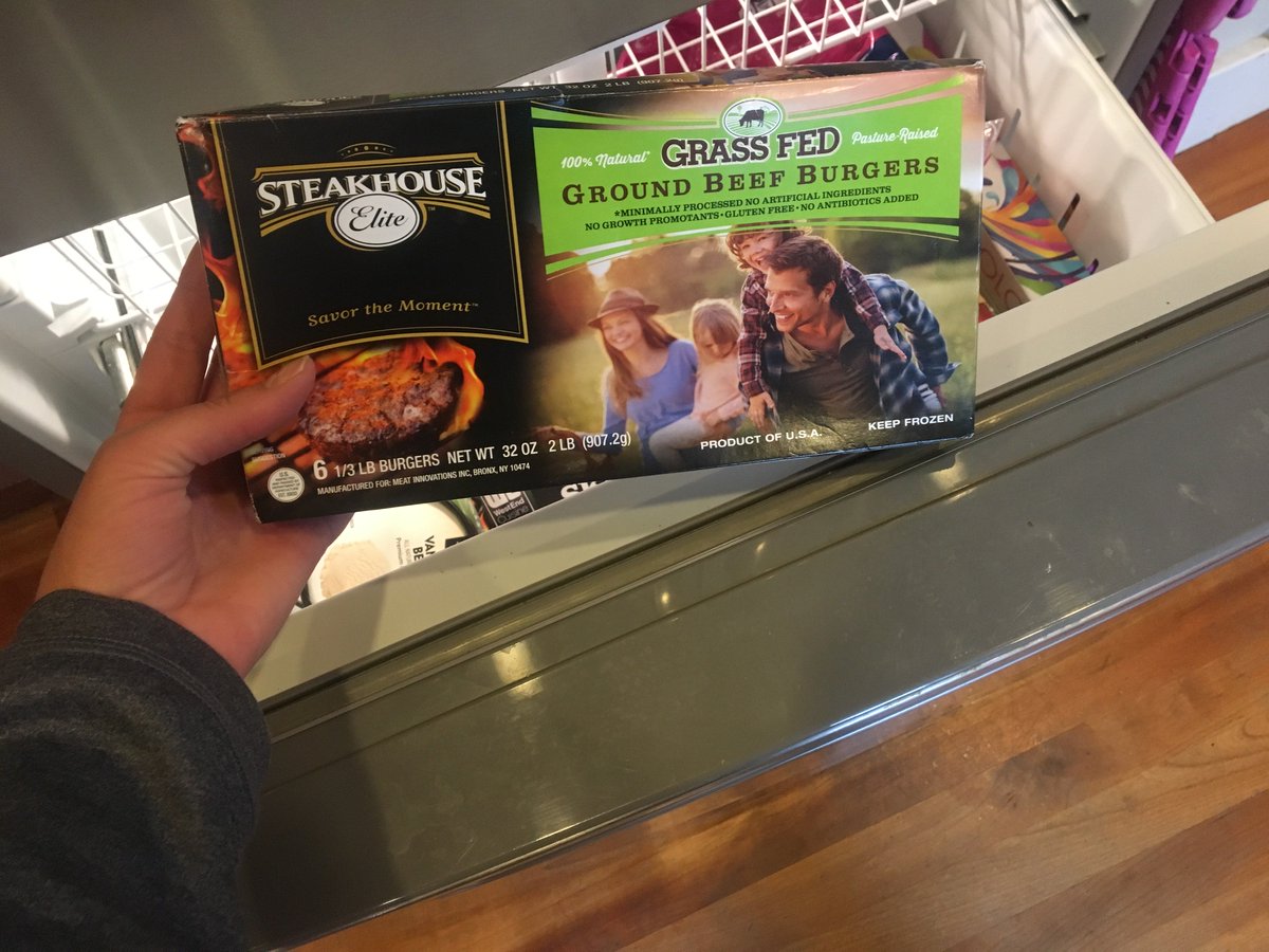 steakhouseelite's tweet image. Aren’t you lucky you have these in the freezer after a long day of cooking yesterday? 😏 #smartypants #hostinghacks