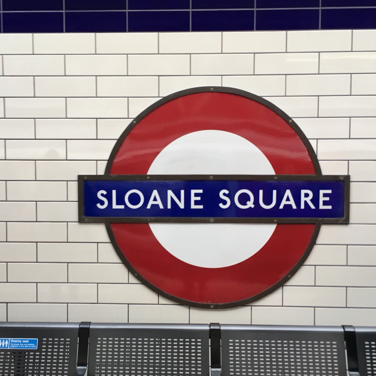 richardprice500's tweet image. Sloane Square. Curtain wall, theatre, half-hearted moderne. 
#StructuredPerambulation 
#London