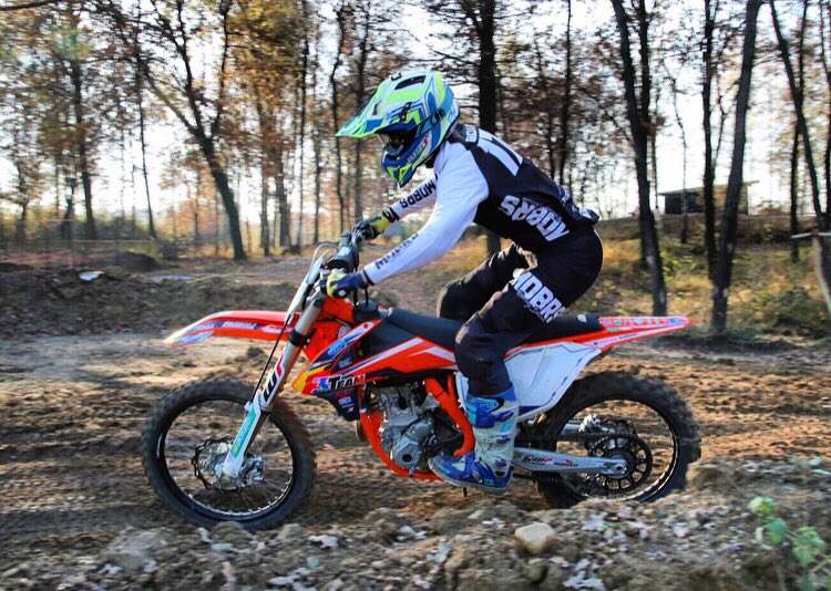 GiudiciGiorgia's tweet photo. Ok it’s Friday... another weekend of test! 👌 #GG174 #3MxTeam #ktmitaly #just1helmet https://t.co/oHCMdRQIqq