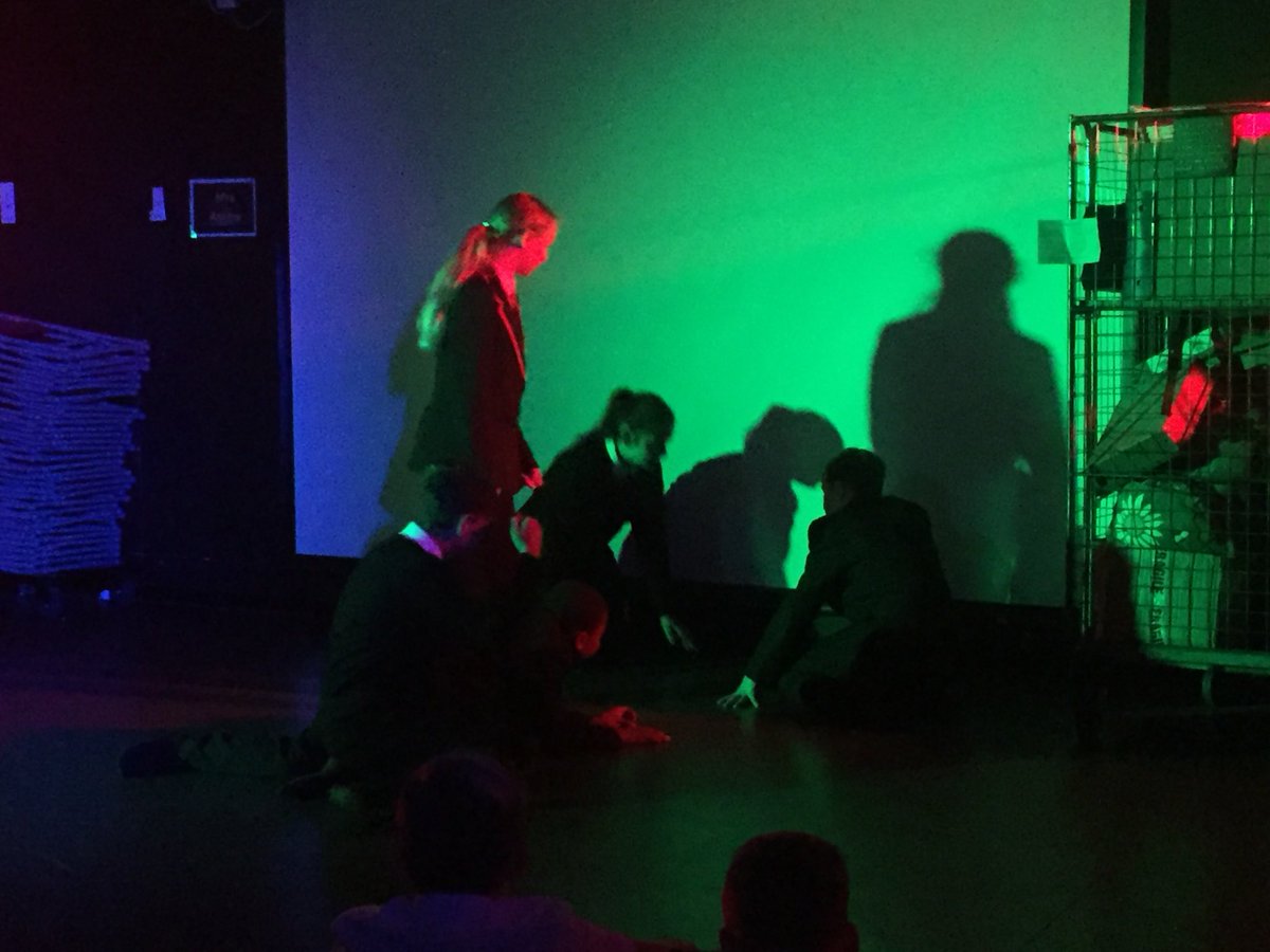 RealSkitt's tweet photo. #7NLS share their performance work on the Native American Buffalo Hunt https://t.co/r0frF9Anb4