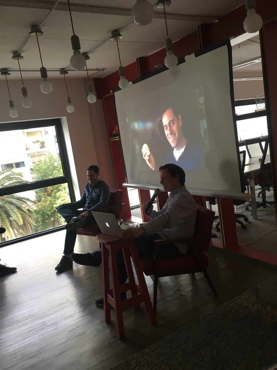 RestorandoEng's tweet photo. En la #RedoTalk de hoy tenemos como invitado a un reconocido emprendedor y fanatico de la tecnología y su impacto en el futuro, @bilinkis 😱💻👏🏼 https://t.co/aJ8gmtfydo