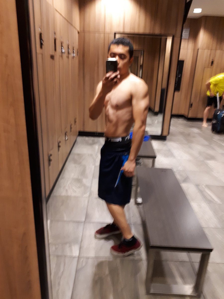 hellyemenn's tweet image. Why I stopped playing h1🙊