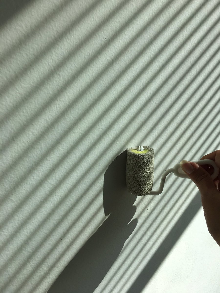 aaina's tweet photo. Doing touch ups in the condo before the big move. Oddly satisfying. #miniroller https://t.co/tgxhtALBz3