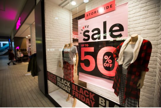 MNPdebt's tweet image. Be warned: #BlackFriday deals aren&apos;t always what they seem. #DefeatDebt #SpendLessLiveMore article via @metrocalgary ow.ly/jiS630gNfGL