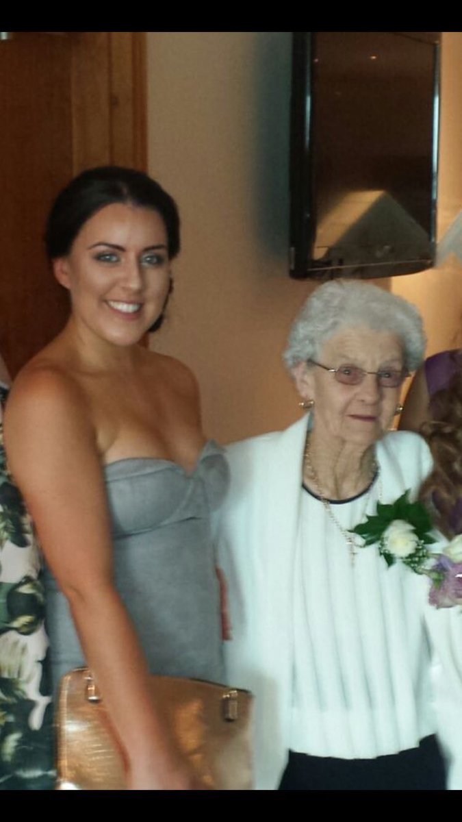 rachelbeer2's tweet photo. Happy Birthday to the strongest lady I know. Love you nan ❤️ https://t.co/slYpjJUrER