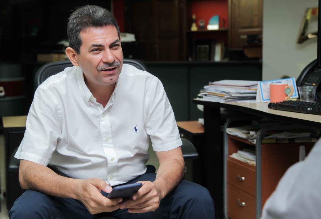 ¿Y usted se va a dejar llevar por chismes o por los hechos a la hora de votar por Marlon Lara?
 marlonlara.com/2017/11/20/chi…