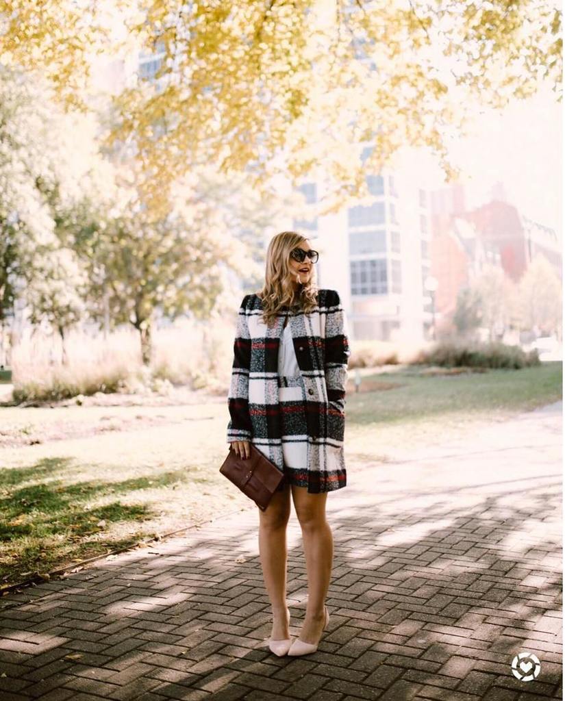 WindyCityBlogCo's tweet photo. Happy Black Friday! ย So many crazy deals, it's hard not to shop for yourself, em I right?ย ๐ย ๐ทย @lakeshorelady #WCBCstyle // #WindyCityBloggers https://t.co/p2agfRUv5K https://t.co/wDaqDeQ3UL