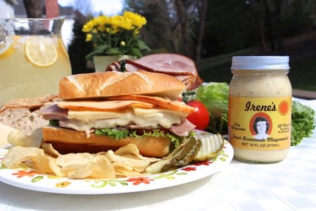 stlmag_dining's tweet photo. ICYMI 
Why locally owned Irene's Mayonnaise could be your new favorite condiment https://t.co/cAjFgauN87 @IreneFoods #TurkeySandwichTime https://t.co/POv5se6nXE