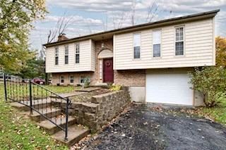 lucksellshomes's tweet photo. #OpenHouse on #BlackFriday...why not 11a-12:30p Price $139k 2bd 2ba .71ac over 1,500 sqft of finished living space move-in ready close to #Merwin #Elementary &amp; SR 125 &amp; I-275 #BUY #SELL #REFI CALL LUCK, #INVESTED IN YOU! REALTY EXECUTIVES SHOWCASE https://t.co/KzXoRVZ1wS https://t.co/K5tEmxvDcU
