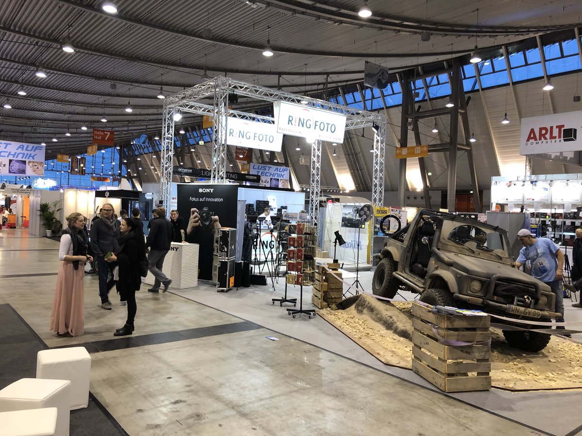 hoomygumb's tweet photo. Halle 5 und 7: Modell+Technik 2017
#messeherbst #modelltechnik17 https://t.co/gUThBxQVdY