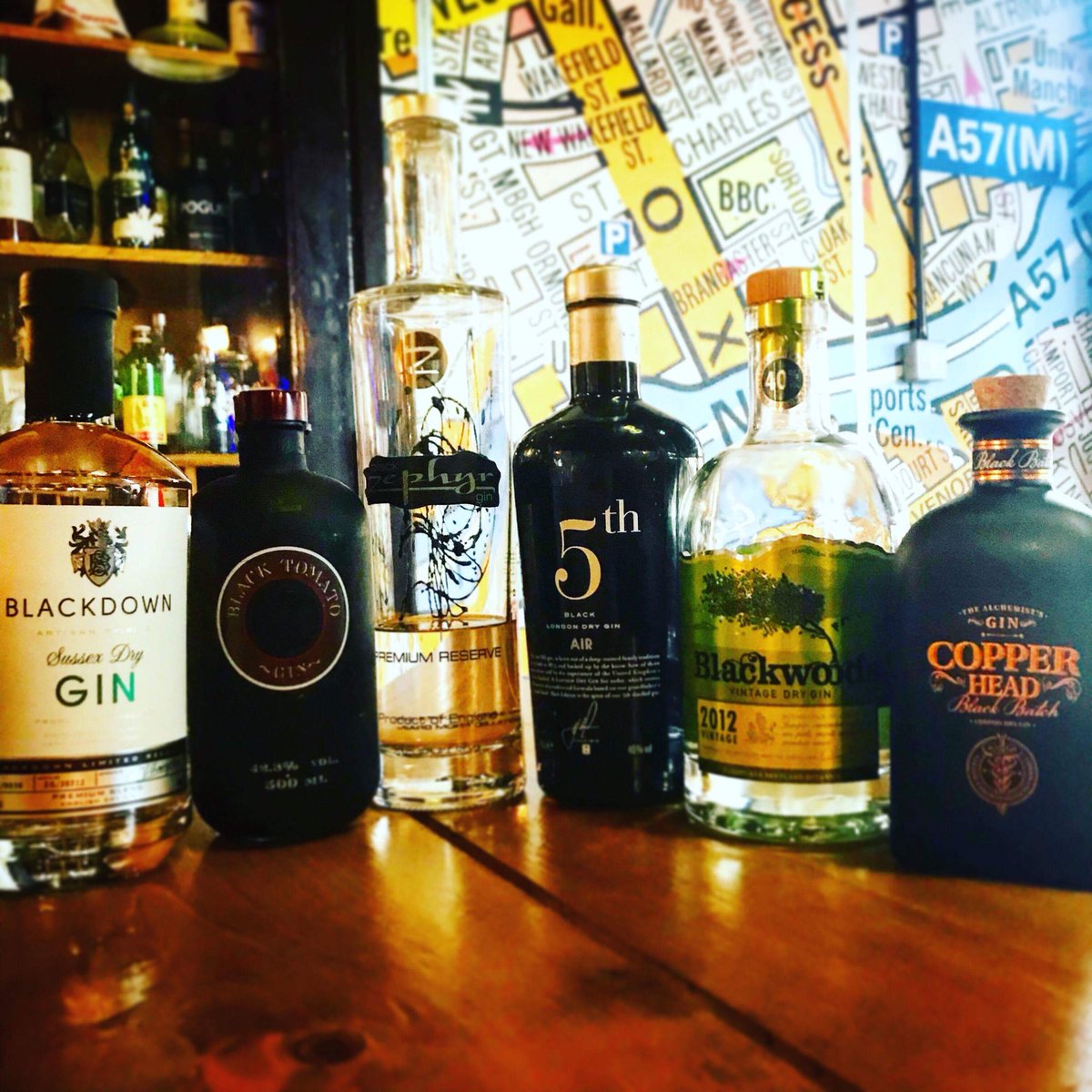 TheGinBible's tweet photo. SIX half-price ‘Black’ #Gins @TheAtlasBar makes it the perfect spot to hide away from the #BlackFriday madness this evening #Manchester! 

Enjoy a G&amp;T from just £4 for one day only! #BlackFriYay 🍸 https://t.co/b2p3UqgWhw