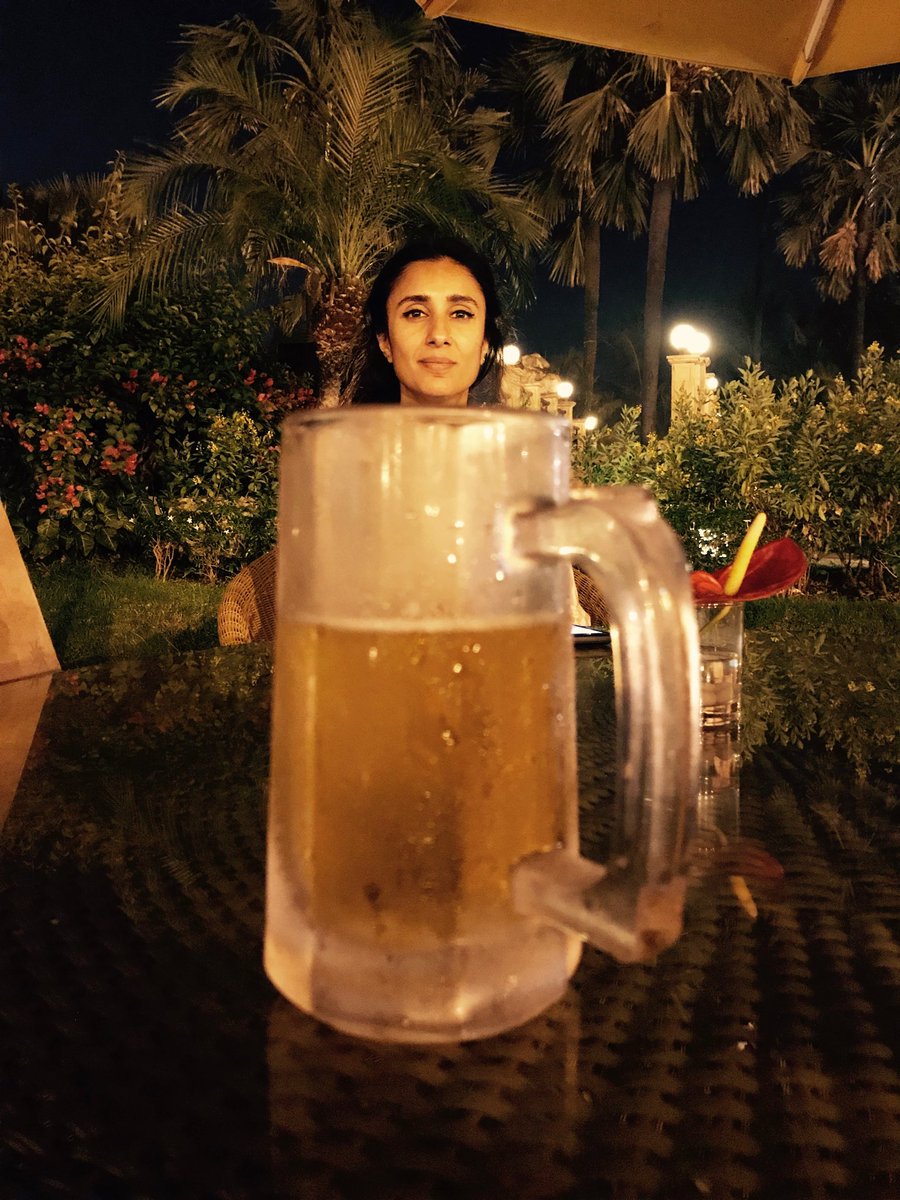 itsanitarani's tweet photo. Is it beer o'clock where you are? Happy Friday https://t.co/3mjRo8yXk4