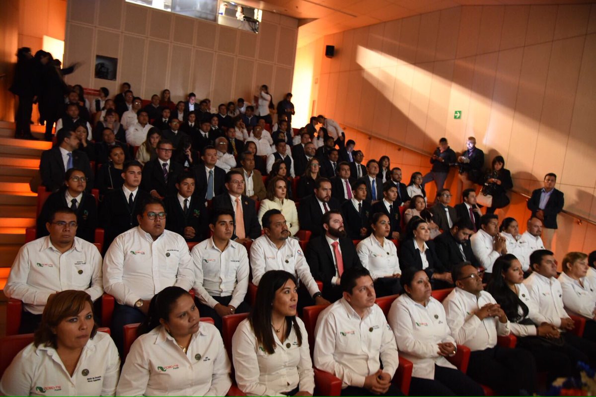 Hoy nuestra Directora General @miriammozo rinde su Primer Informe de Gestión. Bienvenidos todas y todos. #CECyTESigueAdelante