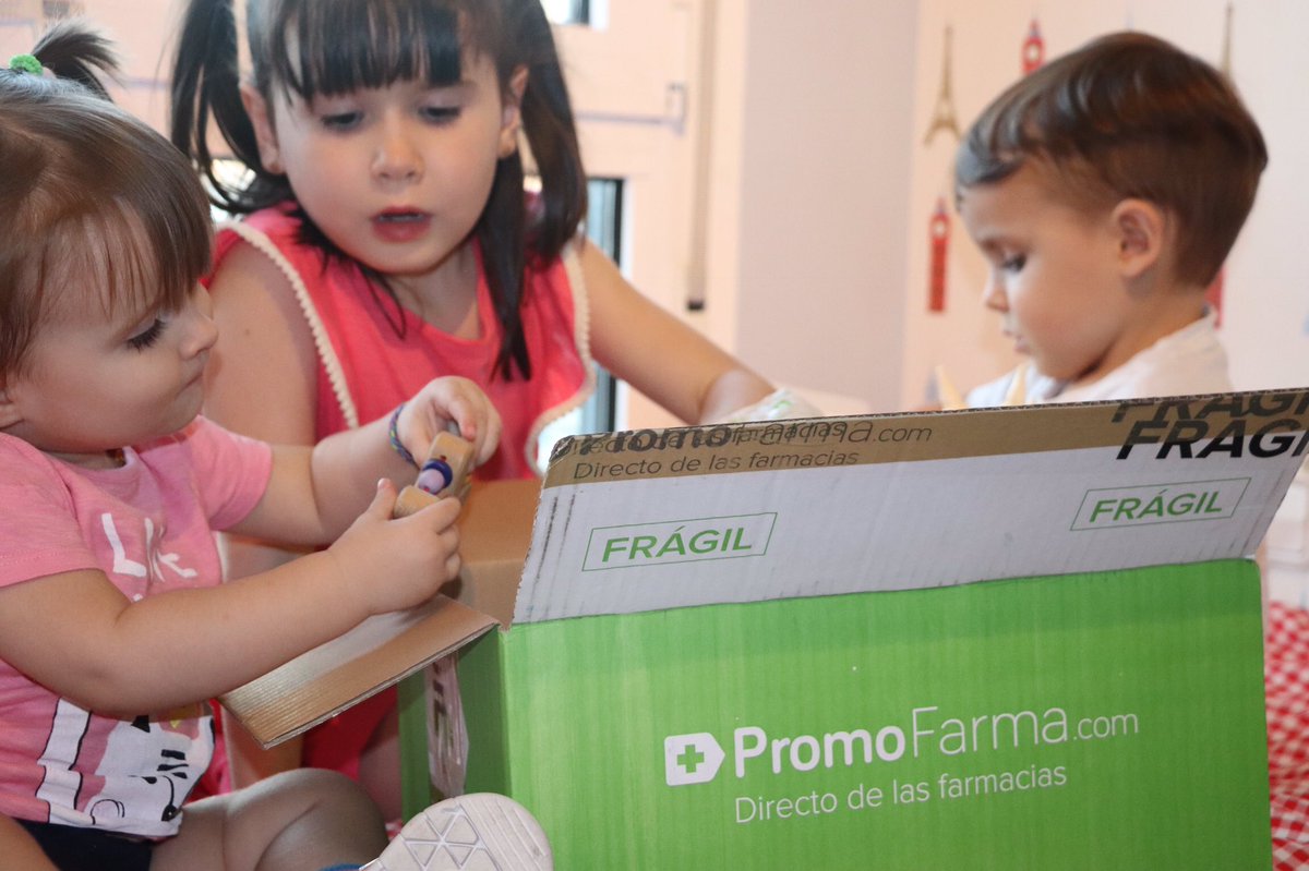 Verdeliss_'s tweet photo. Hoy es Black Friday!!! No olvidéis usar el código CO_VERDELISS (6%dto en Bebés y mamás) en @promofarma. Que si lo sumáis a su 20% dto. extra podéis hacer una compra redonda. El que avisa no es traidor jeje, que vaya exitazo nuestro unboxing! #MeCuidoConPromoFarma #promof https://t.co/TybuiFWhdL