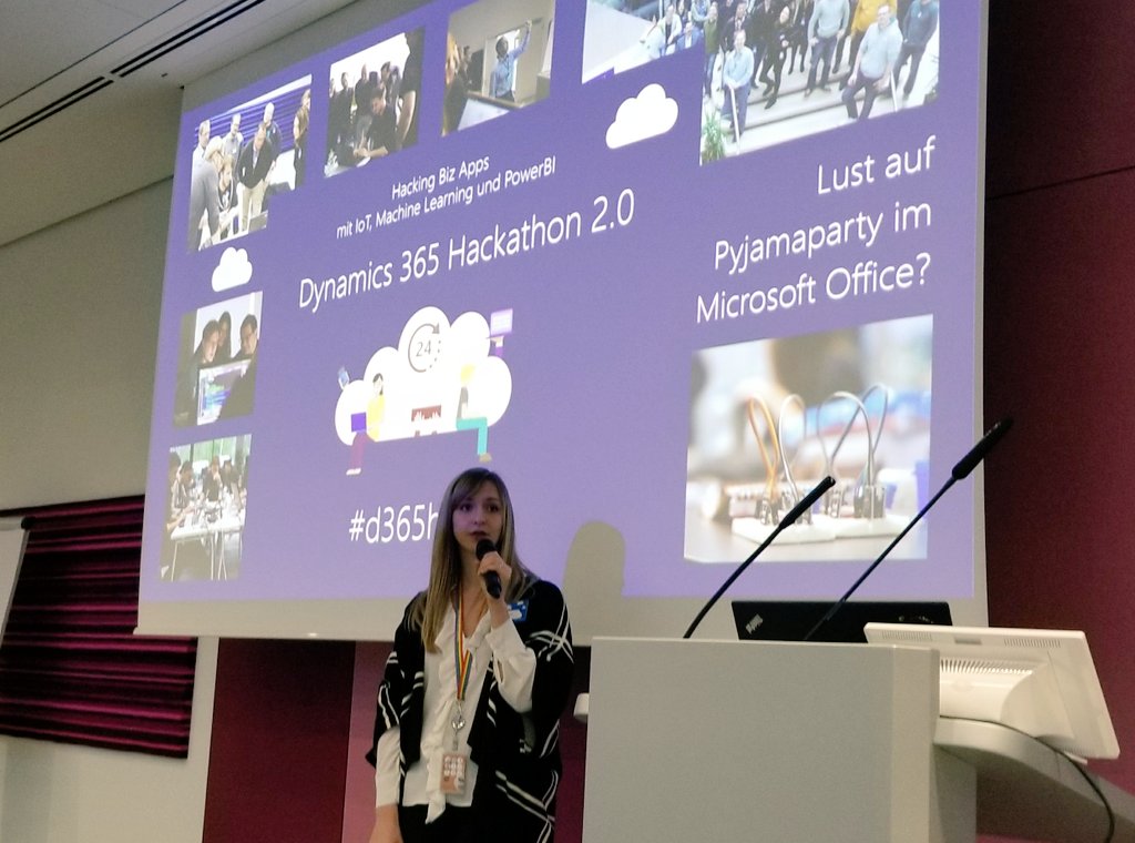 LutzJannausch's tweet photo. Jetzt geht's los. Bea startet den 48h Wahnsinn #d365hack #bizappshack https://t.co/6lYQcZG2xM