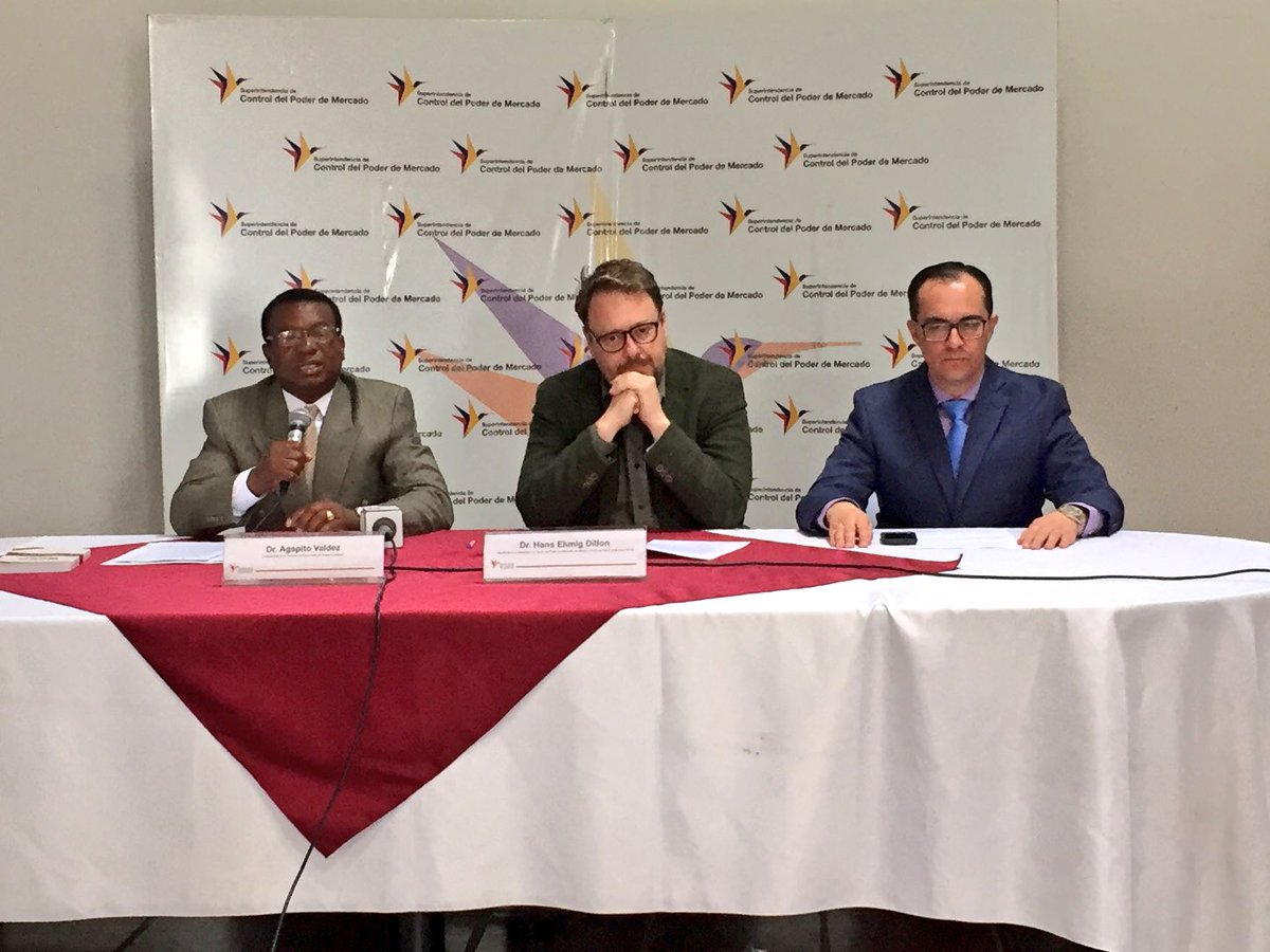 Competencia_Ec's tweet image. Agapito Valdez, Comisionado de la Comisión de Resolución de Primera Instancia #CRPI, informa sobre #compromisosdecese aceptados por casos de #contrataciónpública.