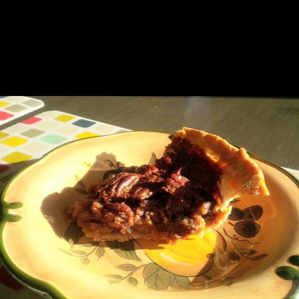 BlackManCookn's tweet photo. I don't always eat #Pie for #Breakfast but when I do, it's a #slice of #Homemade #Bourbon #Pecan #Pie. #BlackManCooking #ItsAllGravy #WhatsOnYourPlate Stay hungry my friends. 😊🍴 @truebluedads https://t.co/lWrhKG7fUv