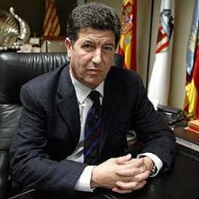 Un día muy, muy triste para todos los valencianistas. Ha fallecido Don Jaume Ortí, uno de los presidentes más queridos y admirados de la historia del VCF. Las palabras se quedan cortas para expresar toda nuestra tristeza. Un abrazo a su familia. Descanse en paz...