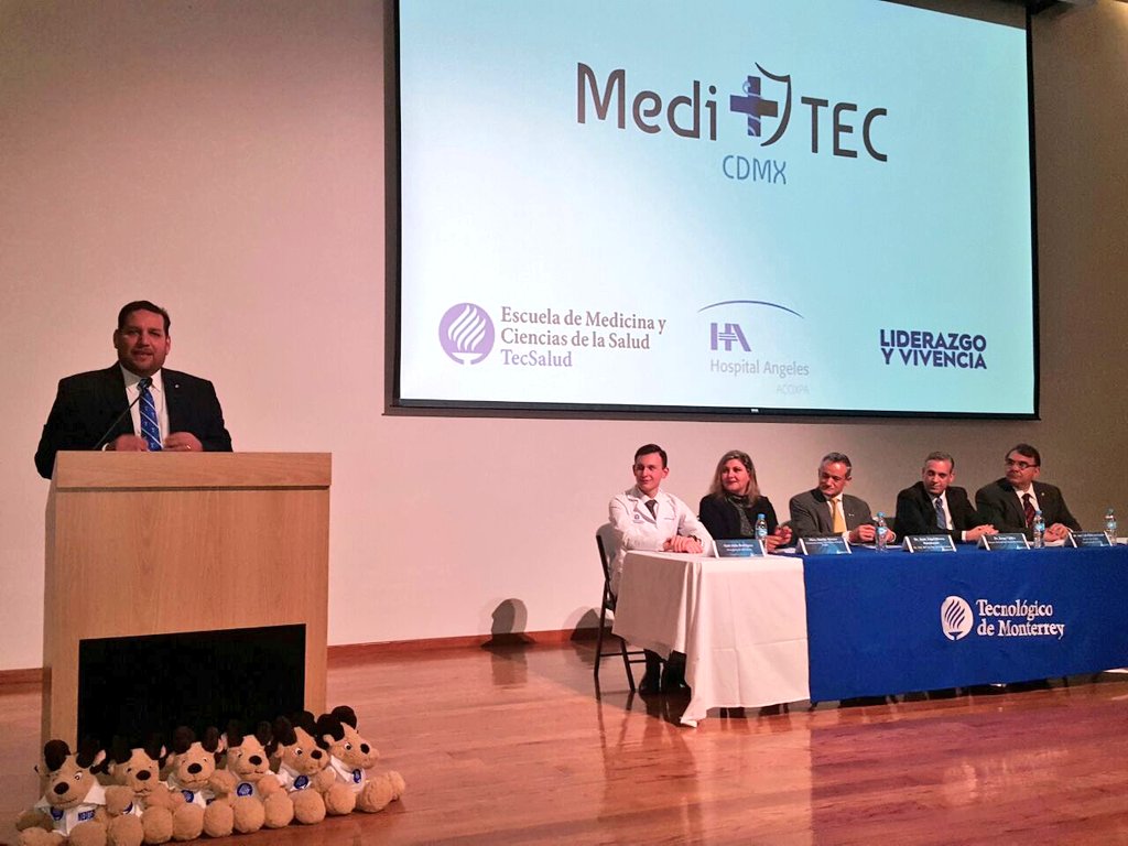 emcs_tecdemty's tweet photo. Ceremonia de inauguración de @Meditec_cdmx 2017 desde las instalaciones del @hospitalangeles https://t.co/FABrUueKS0