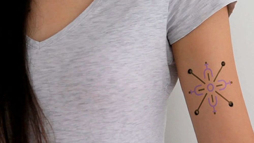 orthoral's tweet photo. Tatuajes inteligentes, un aliado para monitorizar la salud 
https://t.co/ZlT3ZvcsY3 https://t.co/ZnG0FlCj68