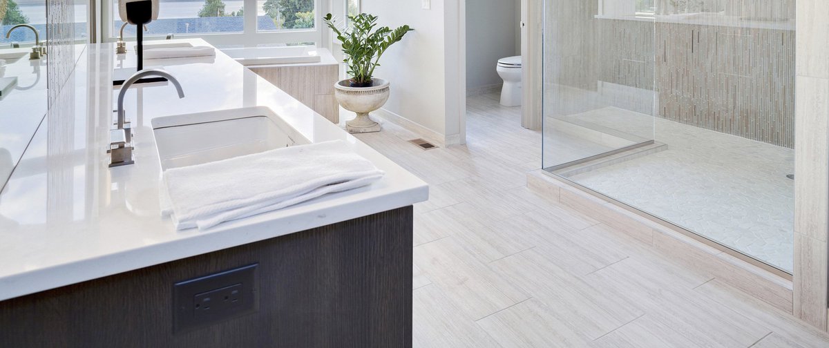 BudgetConst's tweet image. Bathroom Renovation and Design in Chicago with Budget Construction Company - bit.ly/2zL0QYN