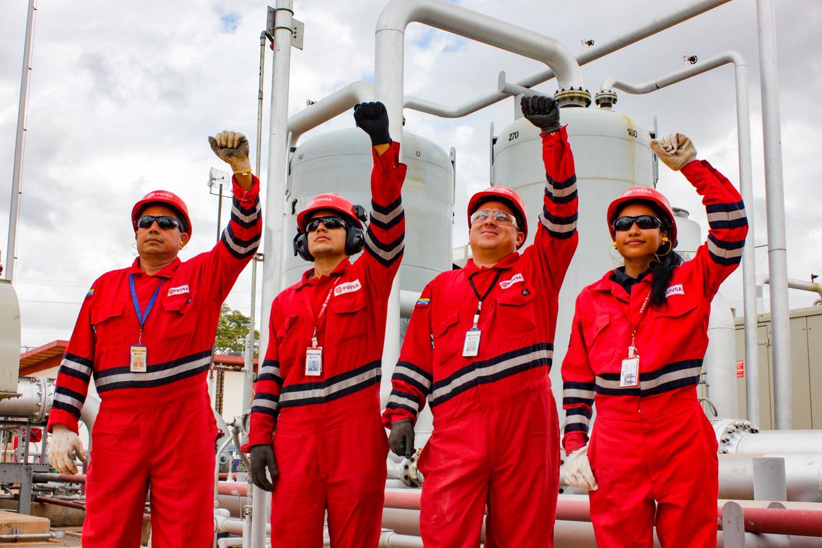 🇻🇪🛢PDVSA hace un llamado a todos los tenedores de bonos e inversionistas a confiar en la capacidad logística, productiva y financiera de la industria, la cual ha cumplido con todos sus compromisos, aún con el grosero sabotaje del imperialismo y sus lacayos nacionales.(3/3)
