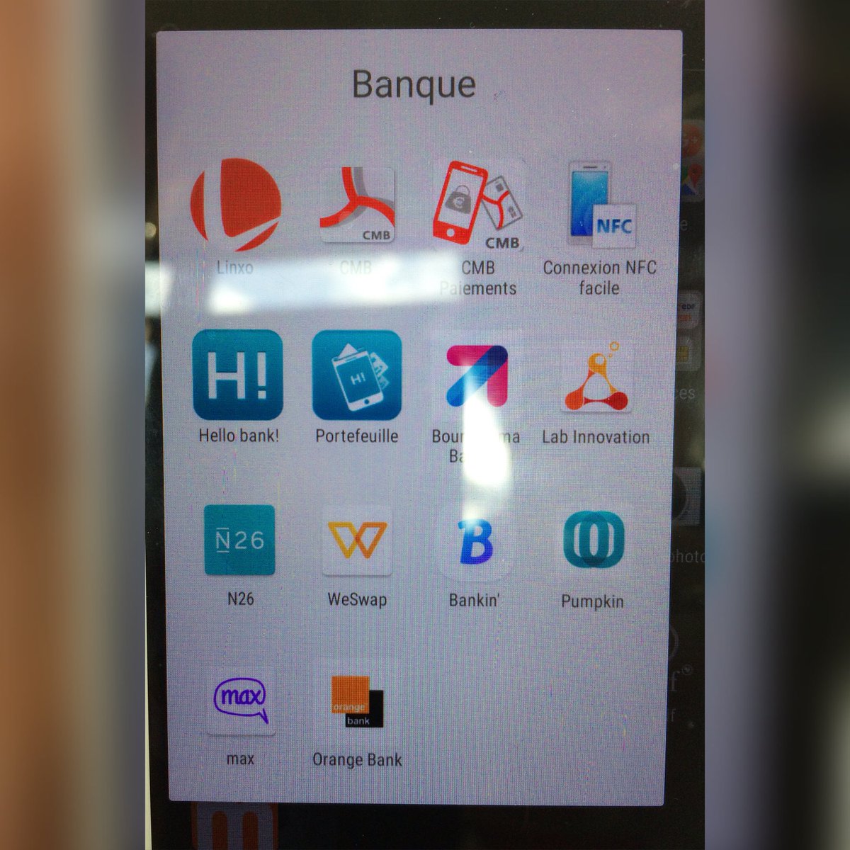 lesquaredarkea's tweet photo. [Le téléphone de Martine] Dans la #SquareTeam , on a une âme de testeurs 😁👌 https://t.co/uGIkdprisf