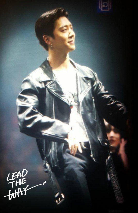 LEAD900331's tweet photo. {PREVIEW} 171124 KPOP MUSIC WAVE #BAP #방용국 #비에이피 @BAP_Bangyongguk https://t.co/MGcz0kHqqW