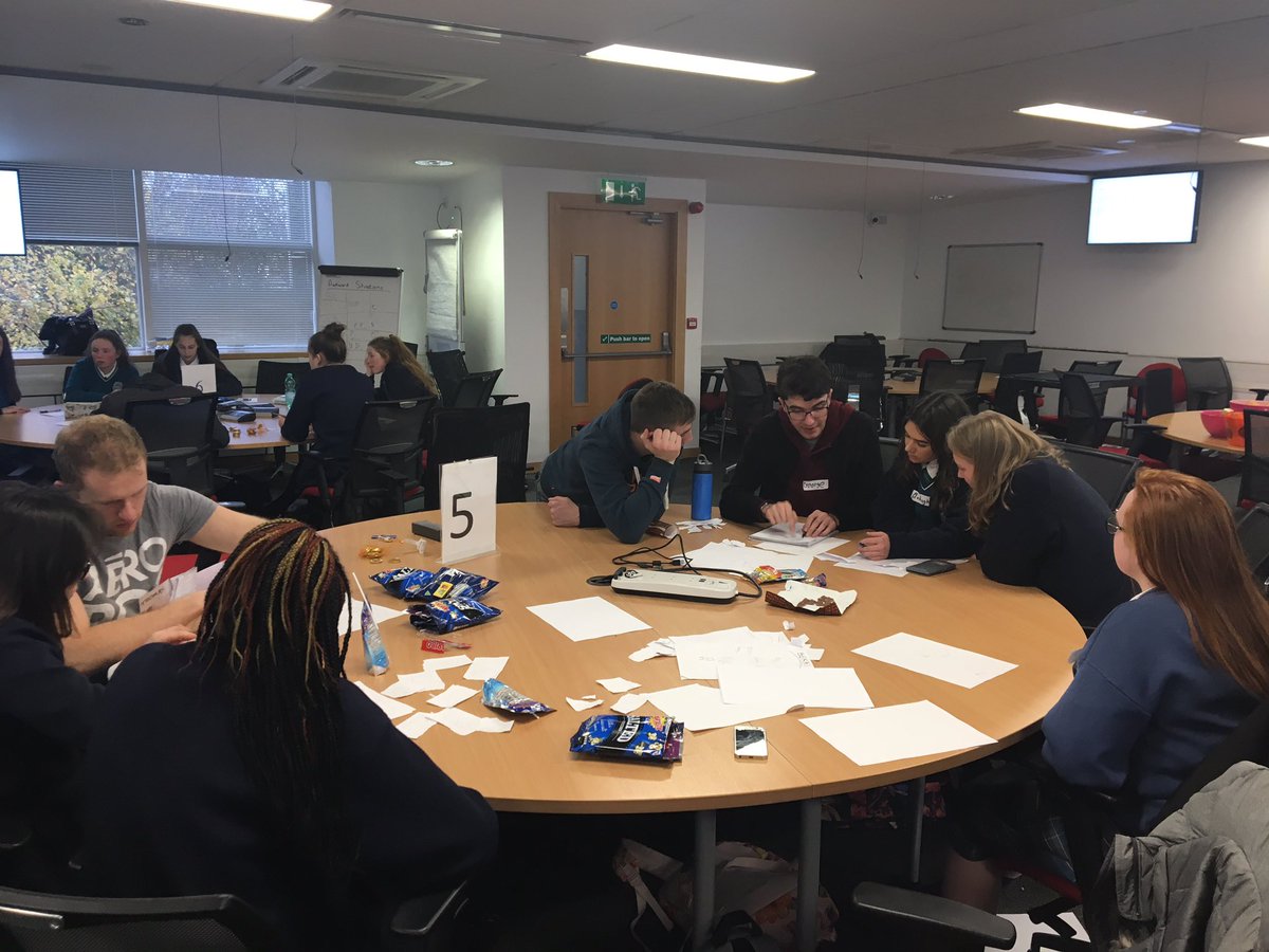 UCDCompSci's tweet photo. Week 3 of #CSSparks focused on puzzles and games with Henry McLoughlin (and the help of chocolate). Next week is graduation! #ucdcompsci #collegeawarenessweek https://t.co/DjdePV08Av