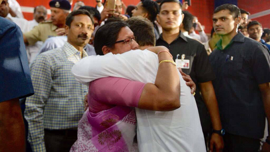 KBByju's tweet photo. Dr Ranjana Ben Awasthi, who struggled for 22 years as an ad hoc teacher earning Rs 12,000. And when her services were finally regularised, Gujarat govt refused to consider her 22 year tenure as a teacher. Small wonder she feels let down. #GujaratModel https://t.co/VU2NId4ie3