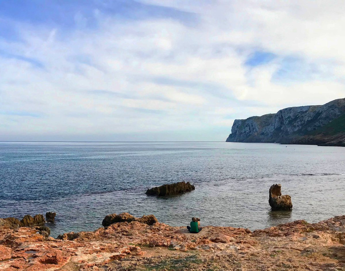 Lugares de #Dénia entre mar y montaña que inspiran como ningún otro ☀️
¡Feliz fin de semana!