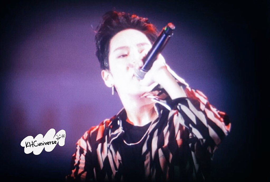 KHCuniverse's tweet photo. 171124 KPOP MUSIC WAVE
BAP_Himchan
 #힘찬 #비에이피 #HIMCHAN #BAP https://t.co/TcyeaZVNQs