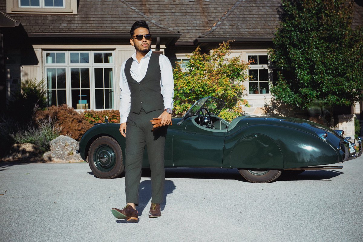 JoeySalmingo's tweet image. “Shout out to everyone transcending
a mindset, mentality, desire, belief,
emotion, habit, behavior or vibration,
that no longer serves them.”
- Lalah Delia
·
·
·
📸 Photo by @MauricioJCalero
👔 Threads by @ThomasHenryMade #THmade