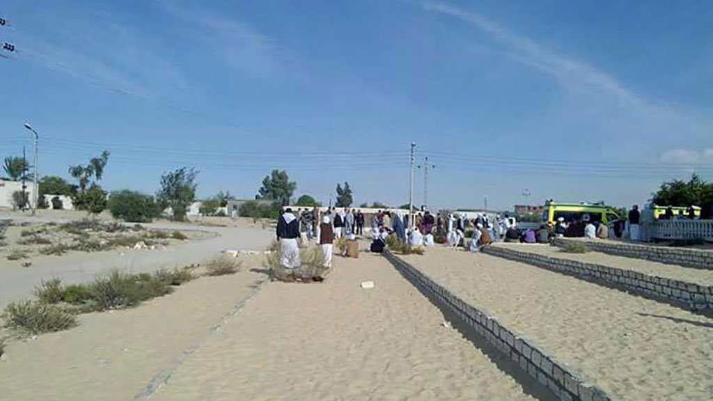 UPDATE: Militants assault worshippers in Sinai, killing at least 200: bit.ly/2iNC2It https://t.co/HI0v9kRSYs