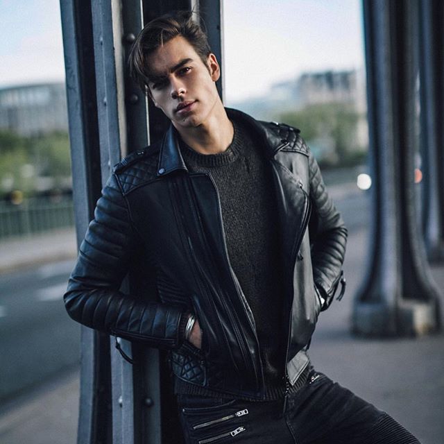 Jacob Winchester (@callousroyalty) on Twitter photo 