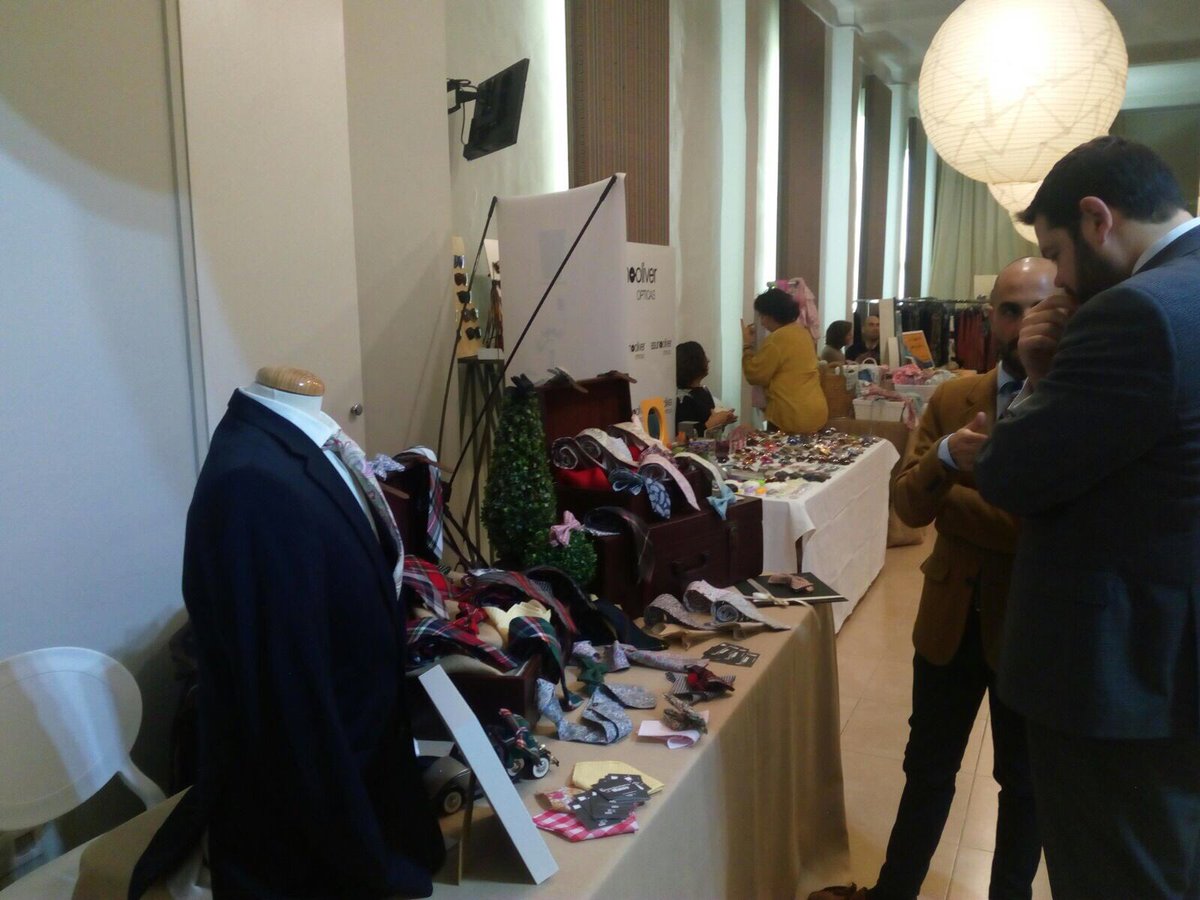 EMPEZAMOS EL SEGUNDO #AFTERWORK_SHOWROOM_MG44

Abrimos las puertas y aparecen las primeras personas que nos visitan. Venga!! Pásate tú también desde YA!! 

Te estamos esperando en Conde Altea,5