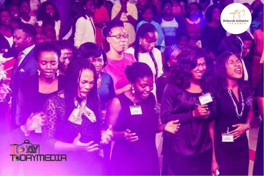 deborahwomen's tweet photo. They say a picture speaks a thousand words, we are certain this picture from #UPSTREAM1.0 speaks a billion words!!
Be at #UPSTREAM2.0, let the Spirit of God set your heart on fire 🔥
You can still register here👇👇
https://t.co/V7Yk5cJ71v
#UPSTREAM2017 https://t.co/QY525RniHs
