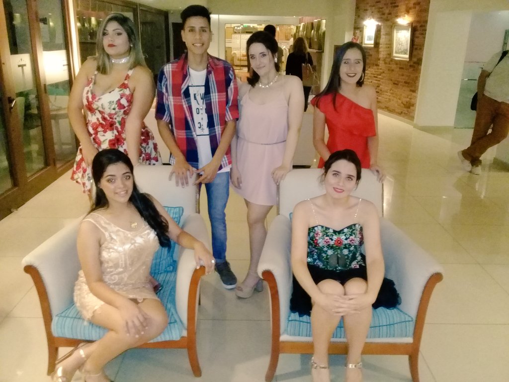 JhonnyWTF's tweet photo. Book precena Gracias chicas del colegio san jose por confiar en mi seguimos creciendo y perfeccionando cada dia mas para ustedes gente...

#Canon
#Canonista 
#Book
#Precena 
#SanJose 
#Hotelturismo 
#Bychona https://t.co/7lIZMBCQFa
