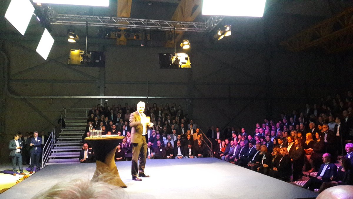 Neldes Hovestad van #Dow: " komende jaren wordt er 2.5 miljard euro geïnvesteerd in deze regio. Er staat veel te gebeuren". #Terneuzen #bo2i #juniorkamer