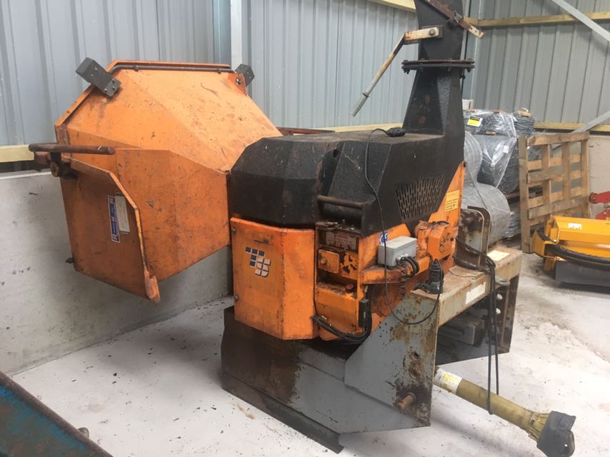 dbgroundcare's tweet photo. IN STOCK.
Recently traded in Kwikchip 3272S
3 point linkage mounting
Turntable
8" PTO driven wood chipper
10.5" Hydraulic feed rollers
360° Discharge chute
Good mechanical working order.
£3750 + VAT
Contact Robin Loxam or on 07714 233665 or rml@dennisbarnfield.co.uk for more info https://t.co/galEz5wTi0