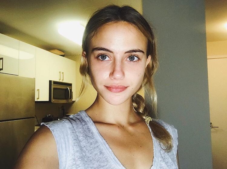 CharlieKee's tweet image. #Friyay