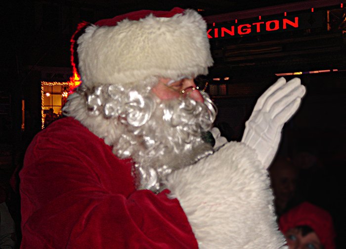 Santa Arrives Tonight! conta.cc/2Am6Hac