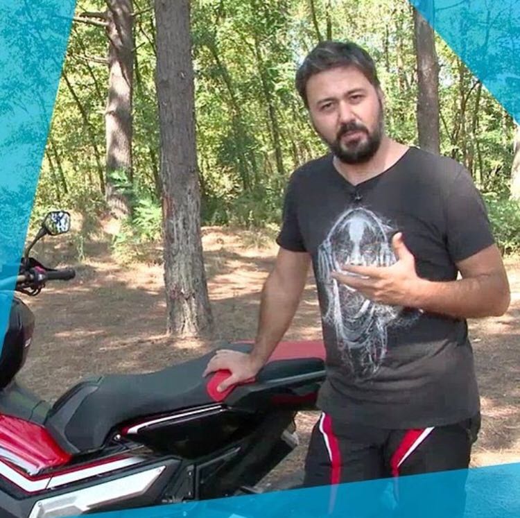 Honda'nın inovatif teknolojisini yansıttığı X-ADV motorsikletinin incelemesini yeniden izlemek isteyenler, Geniş Ekran Erkek’e!
#genişekran #genişekranerkek #drivemaster #hondaxadv #honda
youtube.com/watch?v=L16Gtw…